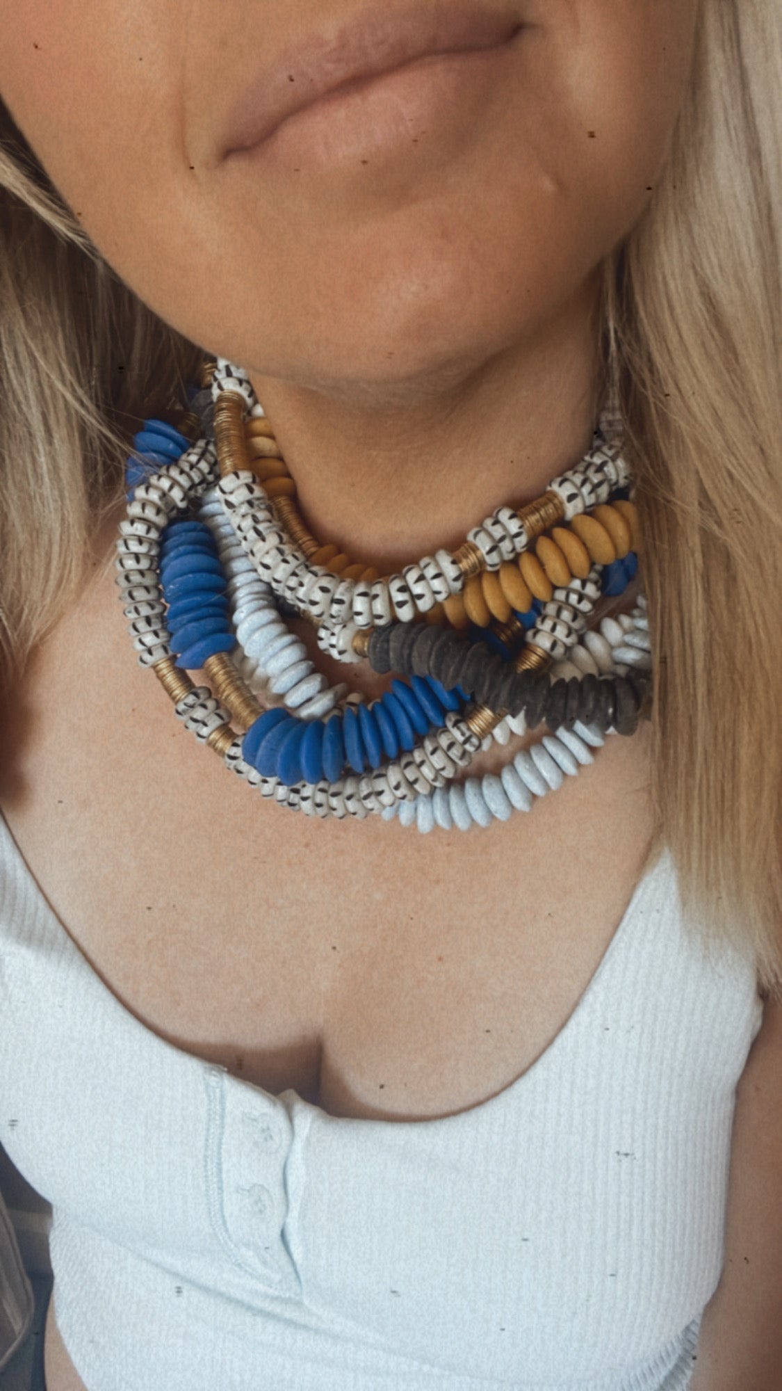Antigua Beaded Necklace :: Cloud White