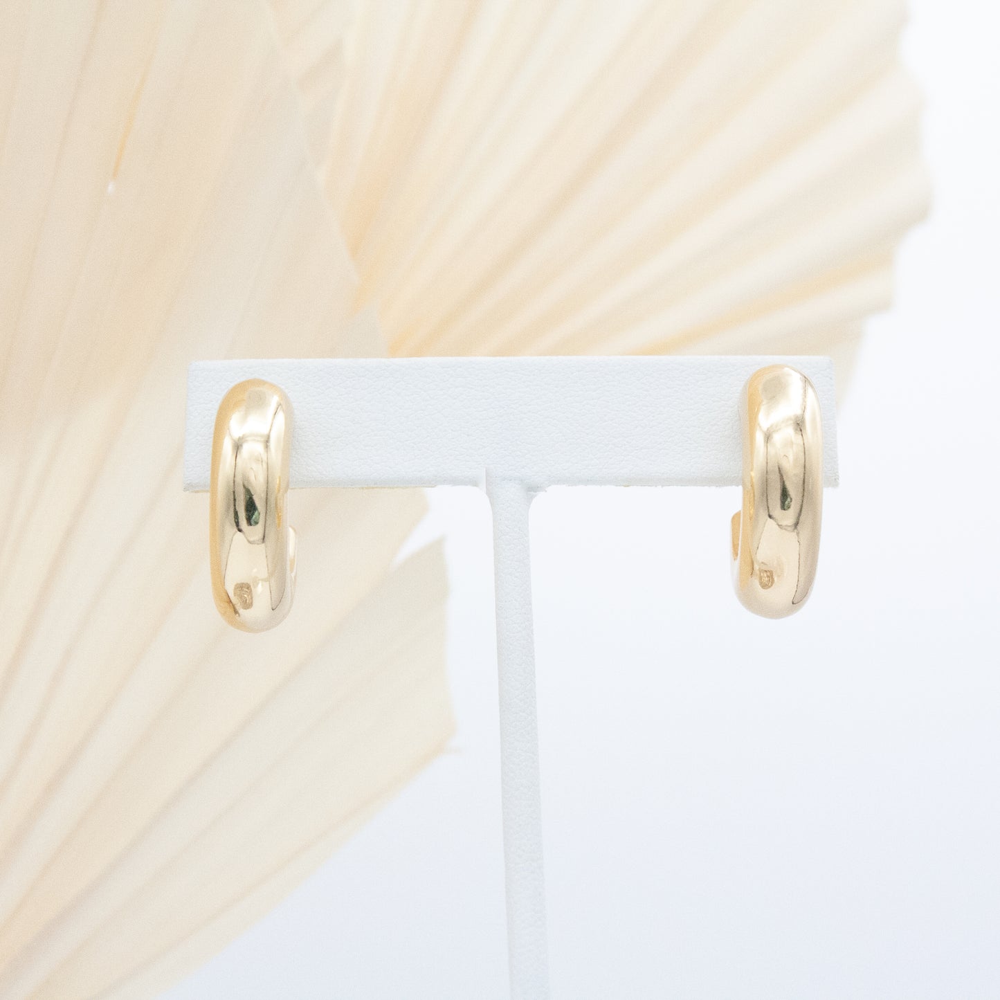 Poolside Hoop Earrings :: 18k Gold Filled