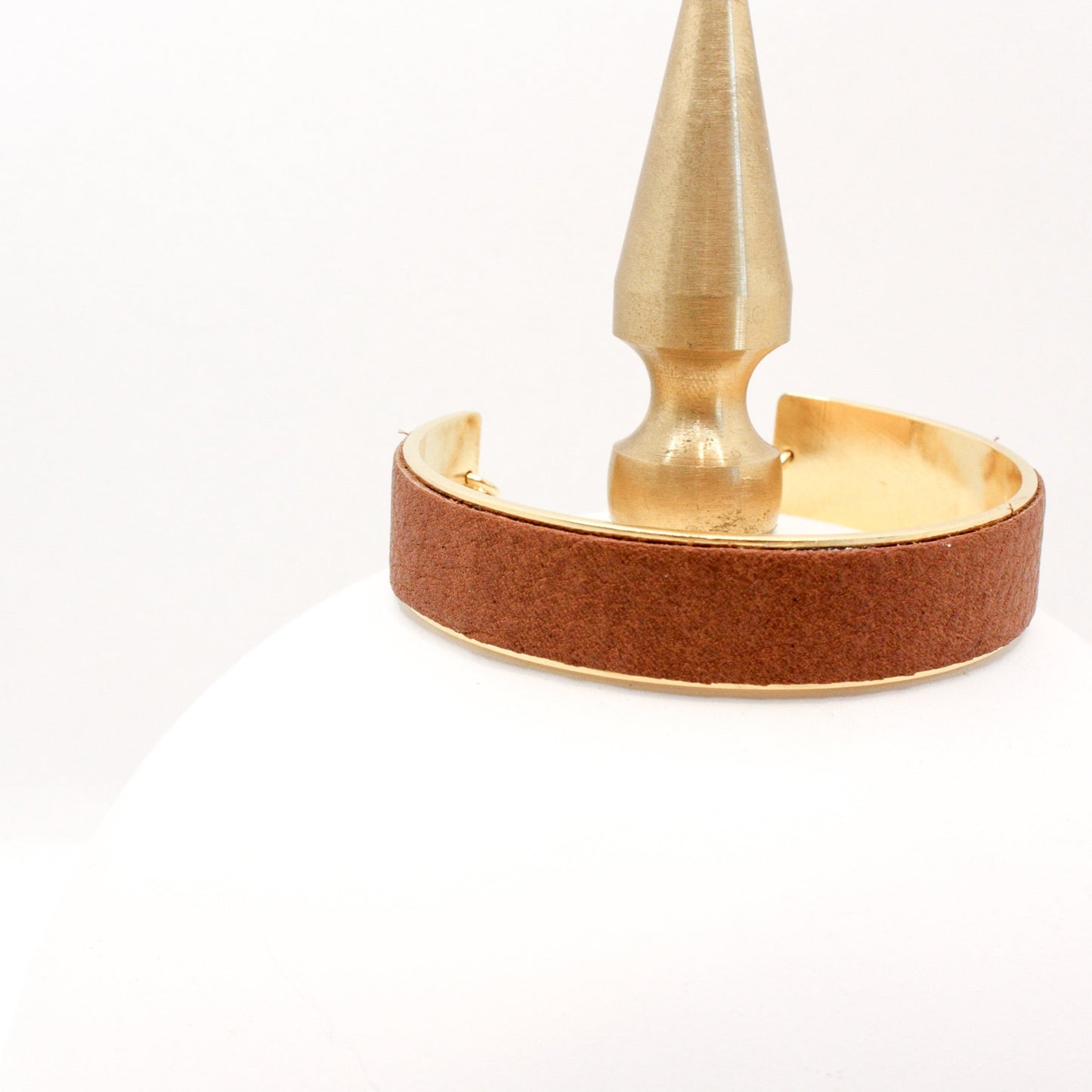 Bijoux Leather & Chain Cuff Bracelet : Camel