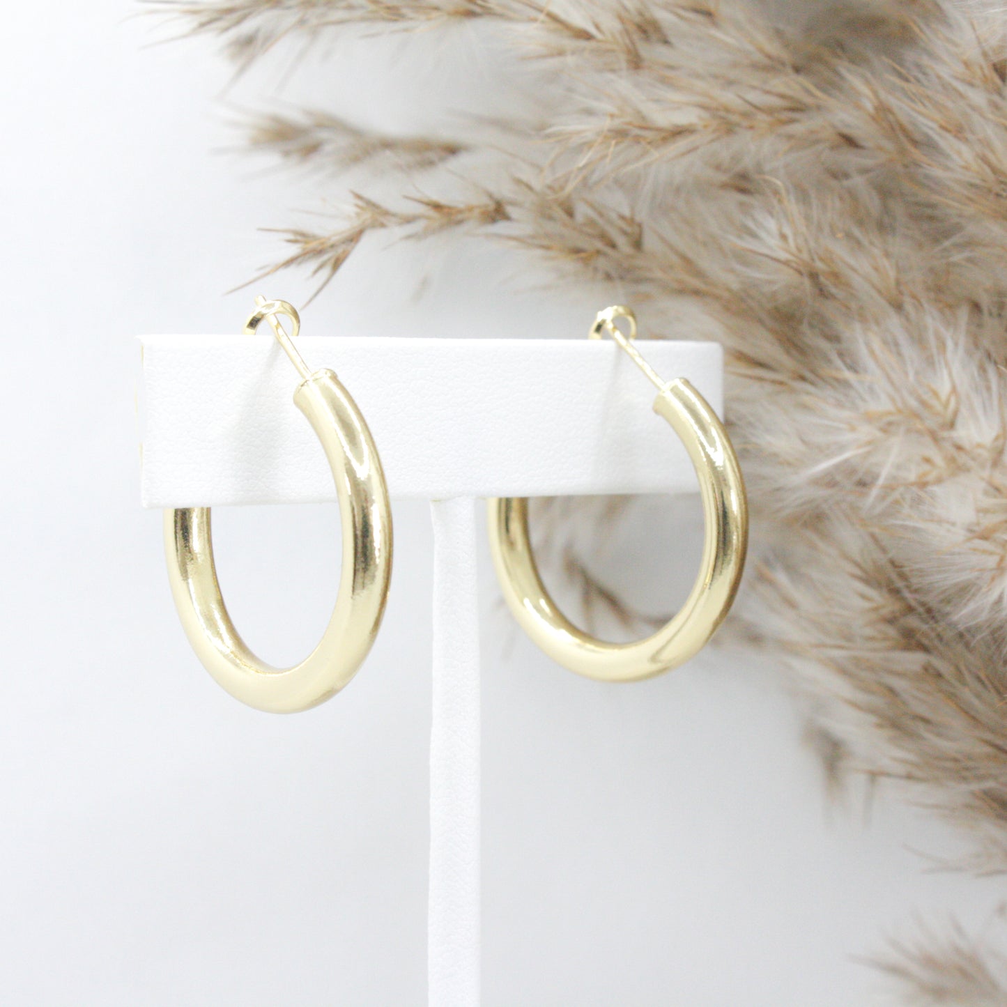 Bantam Hoop Earrings :: 14k Gold Filled