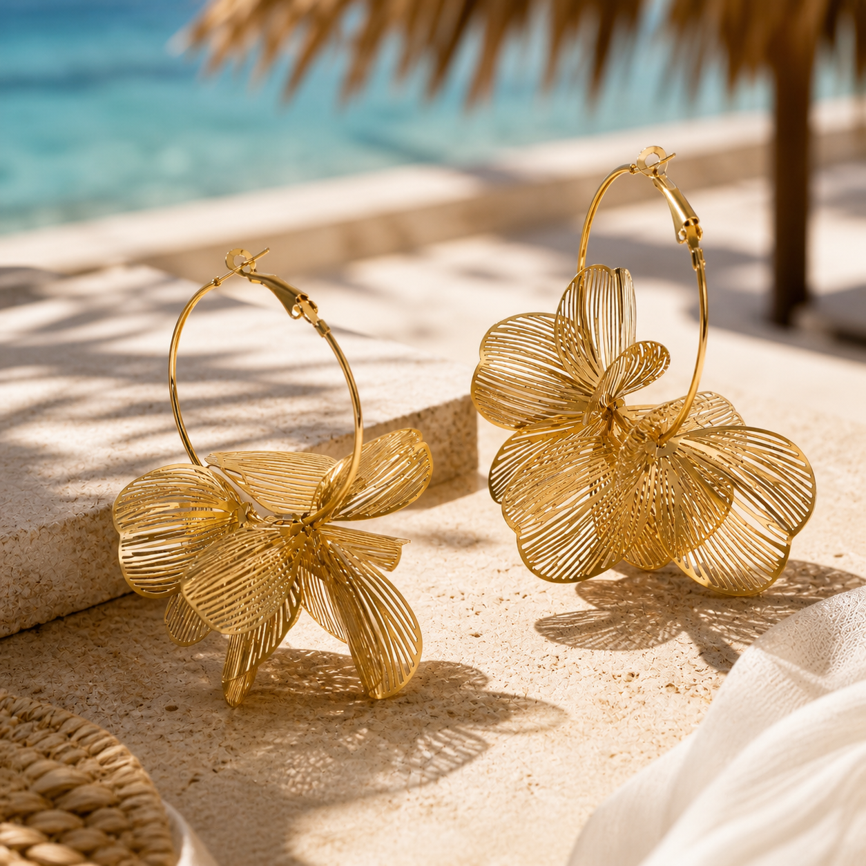 Island Bloom Hoops : Gold