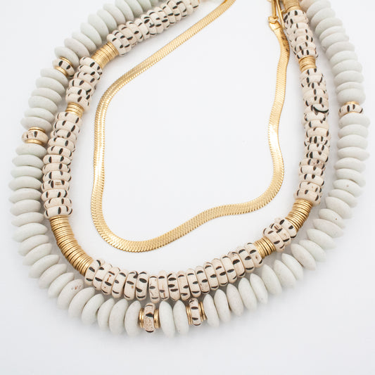 Antigua Beaded Necklace :: Cloud White