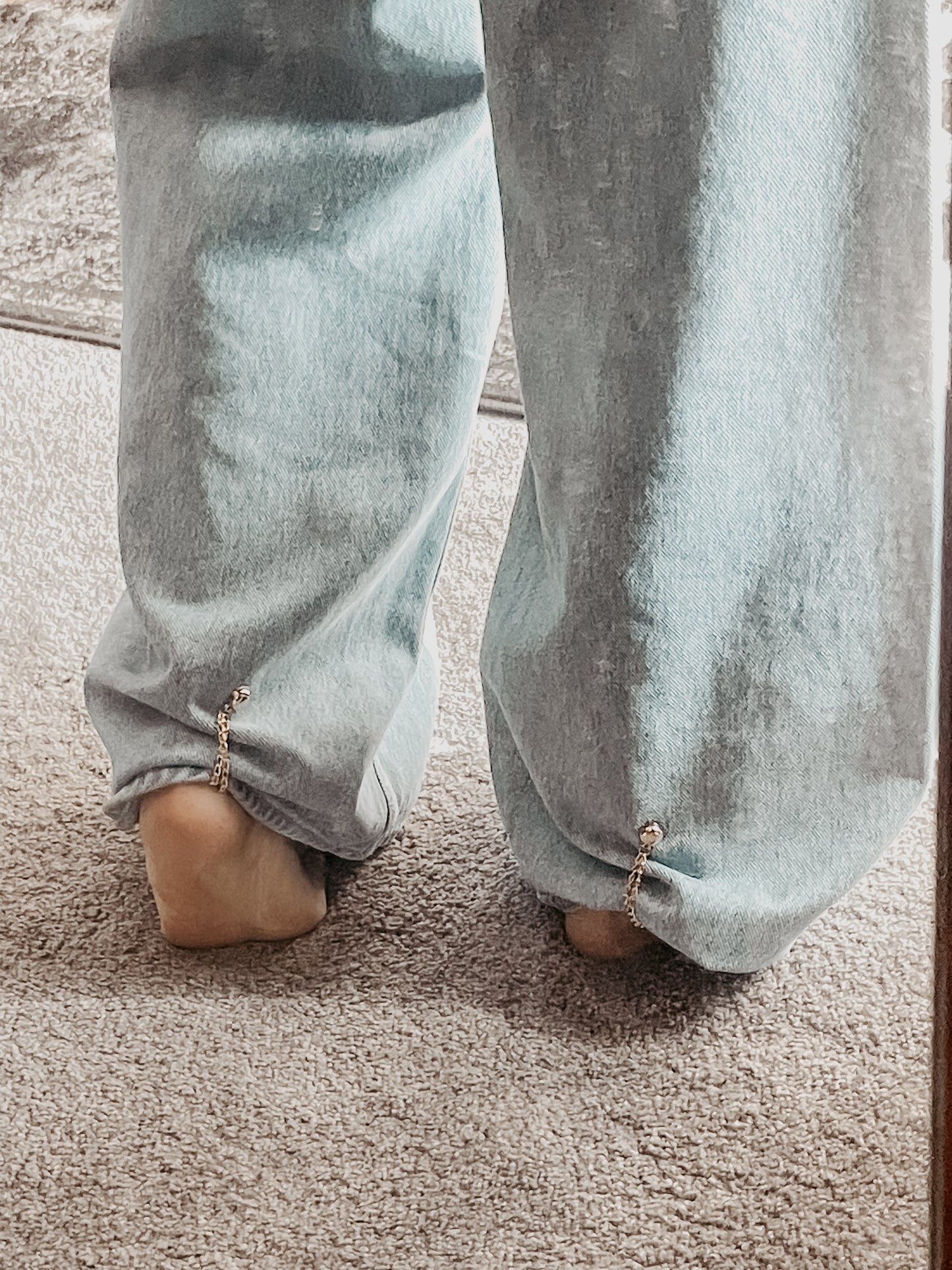 Tailor Chains - Magnetic Hem :: The Lissa
