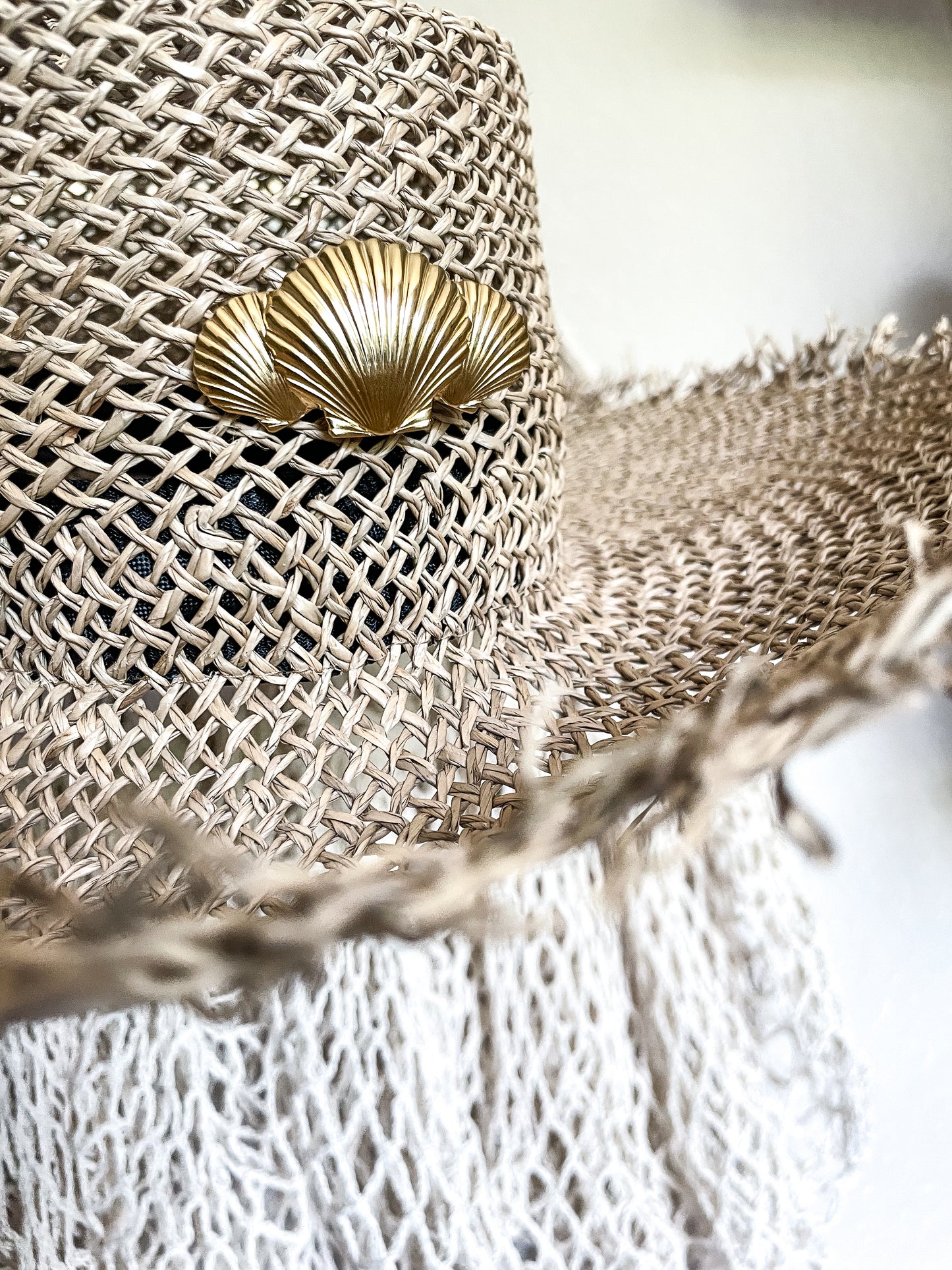 Glamshell Clam Hair Clip