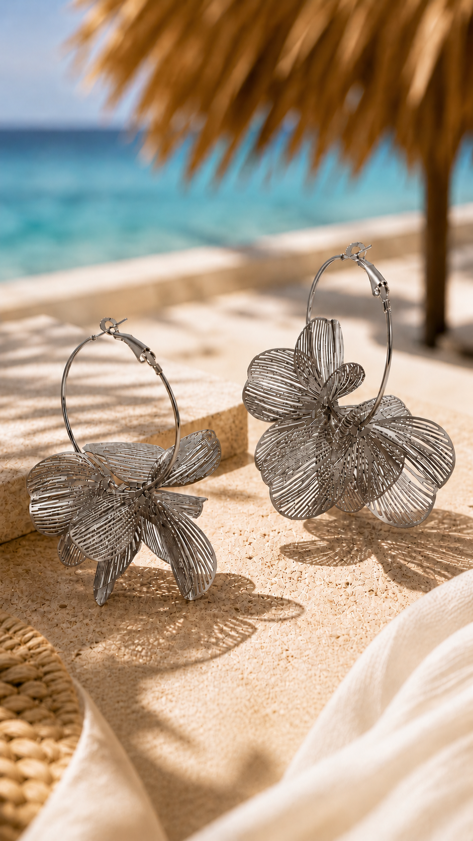 Island Bloom Hoops : Silver