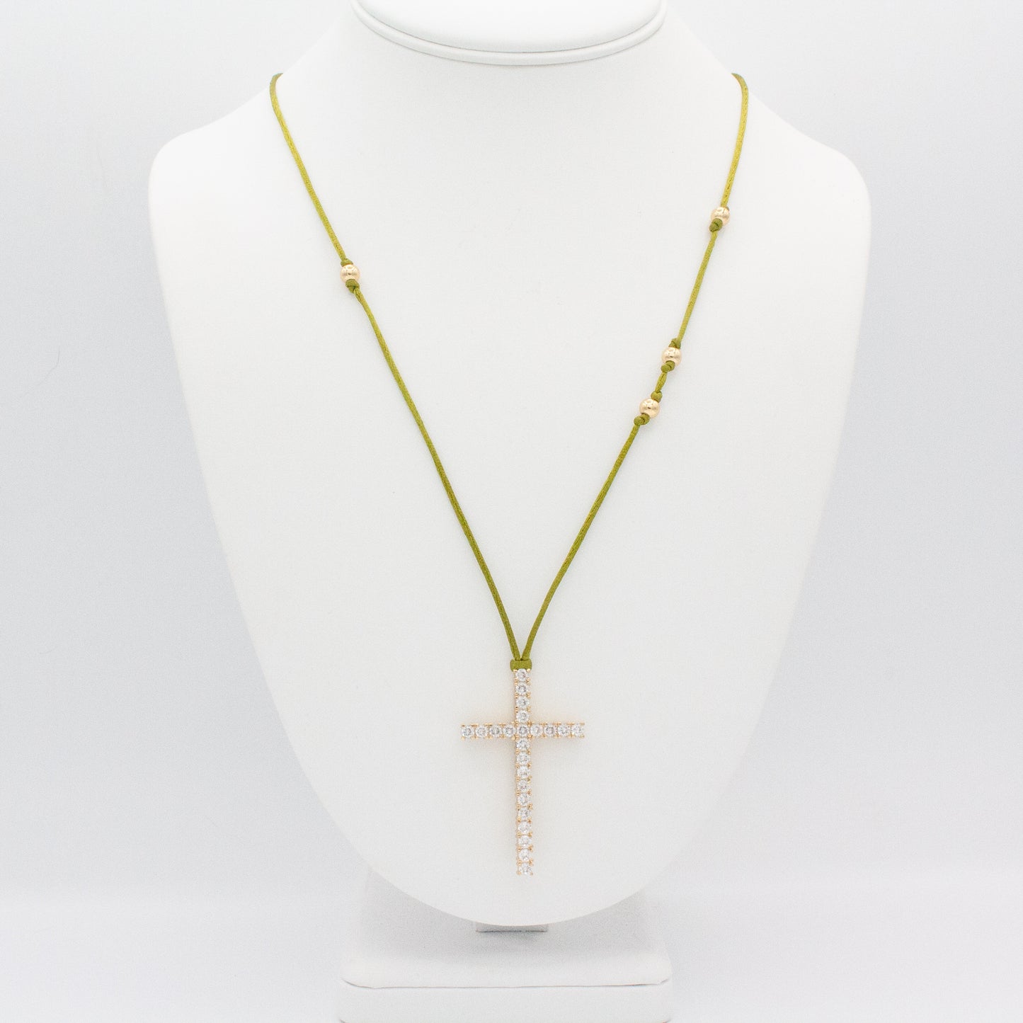Island Strand Necklace :: Cross