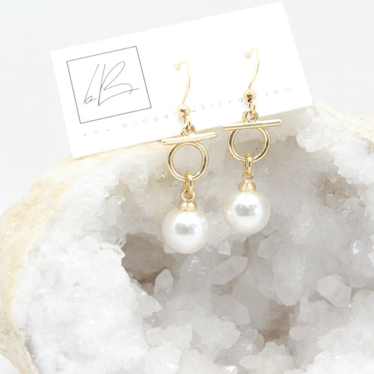 Classique Pearl Earrings