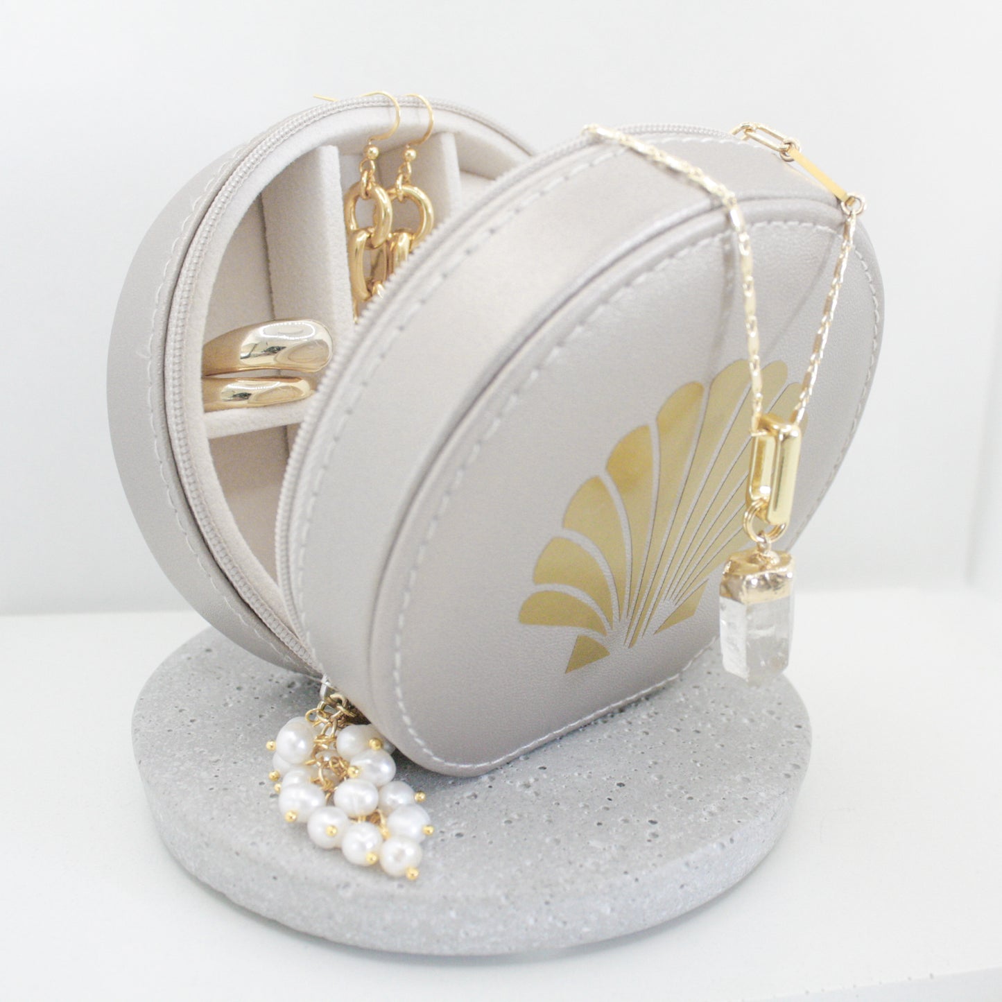 Seashell Jewelry Travel Case