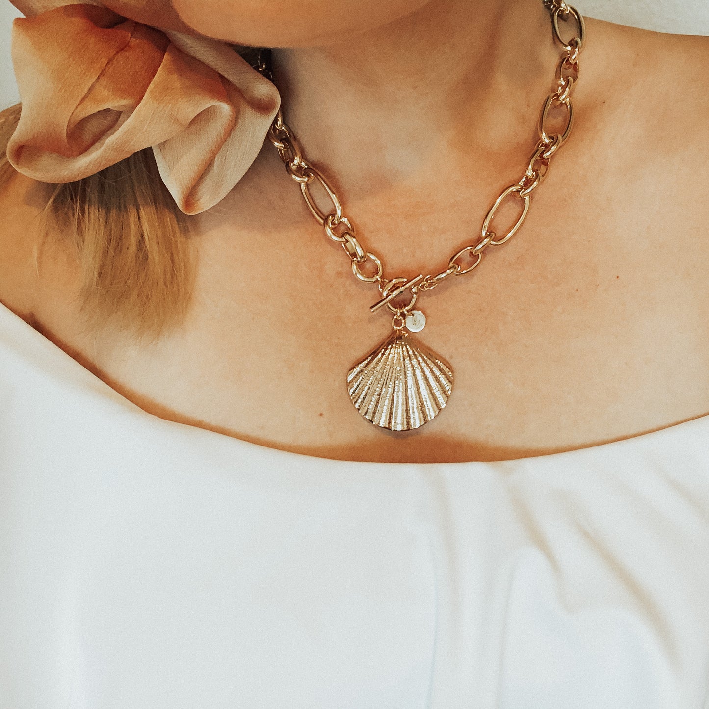 Bombshell Seashell Statement Necklace